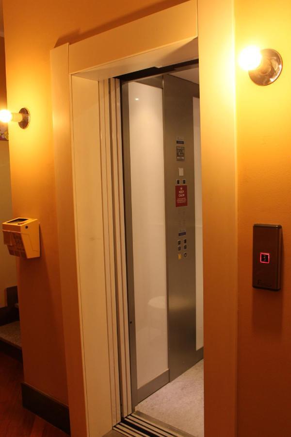 La Gare B&B Fiera Magenta Eksteriør billede